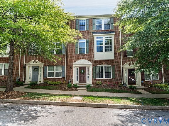2nd image of 2417 Abington Dr