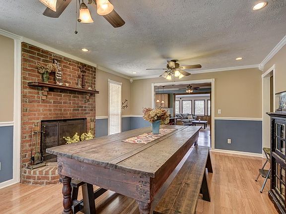 5th image of 106 Dogwood Hills Ct