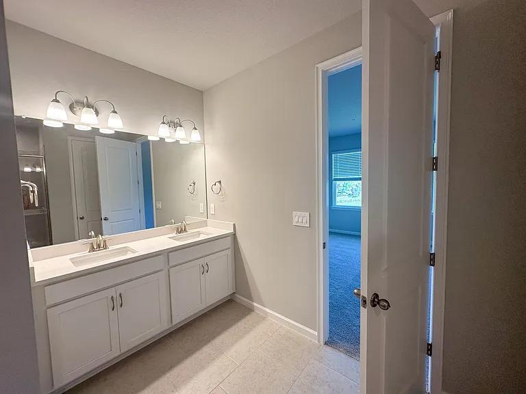 4551 Arboretum Cir #202 — Photo 12