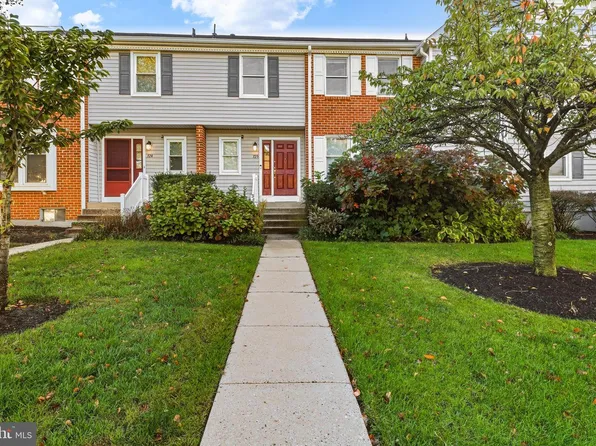 725 Society Hill Blvd, Cherry Hill, NJ 08003