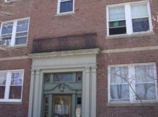 169 Kent St APT 5, Brookline, MA 02446