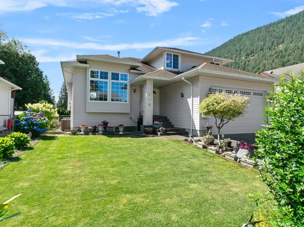 336 Chestnut Ave, Harrison Hot Springs, BC V0M 1K0