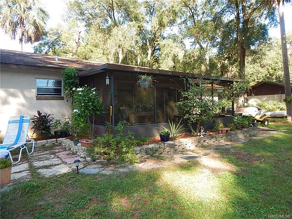 4th image of 3455 N Olive Ave