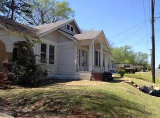 702 W Grand Ave, Marshall, TX 75670