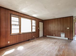 2122 Ussery Rd S, Clarksville, TN 37040