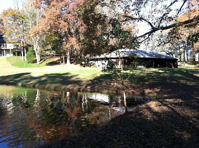 2nd image of 126 Lakes Dr