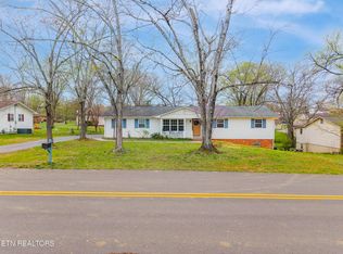 315 Dell Rd, Maryville, TN 37804