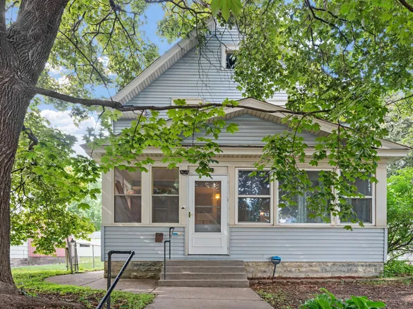 1227 Thomas Ave, Saint Paul, MN 55104