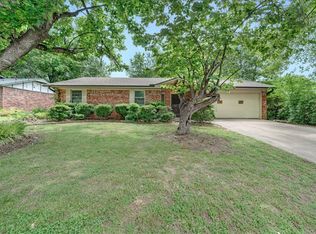 4205 Navajo Ct, Springdale, AR 72764
