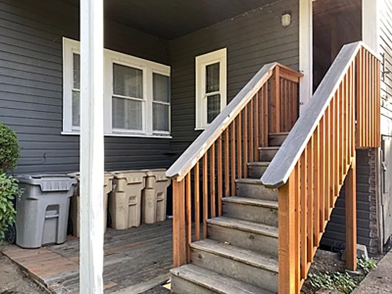 9th240 — Photo 17