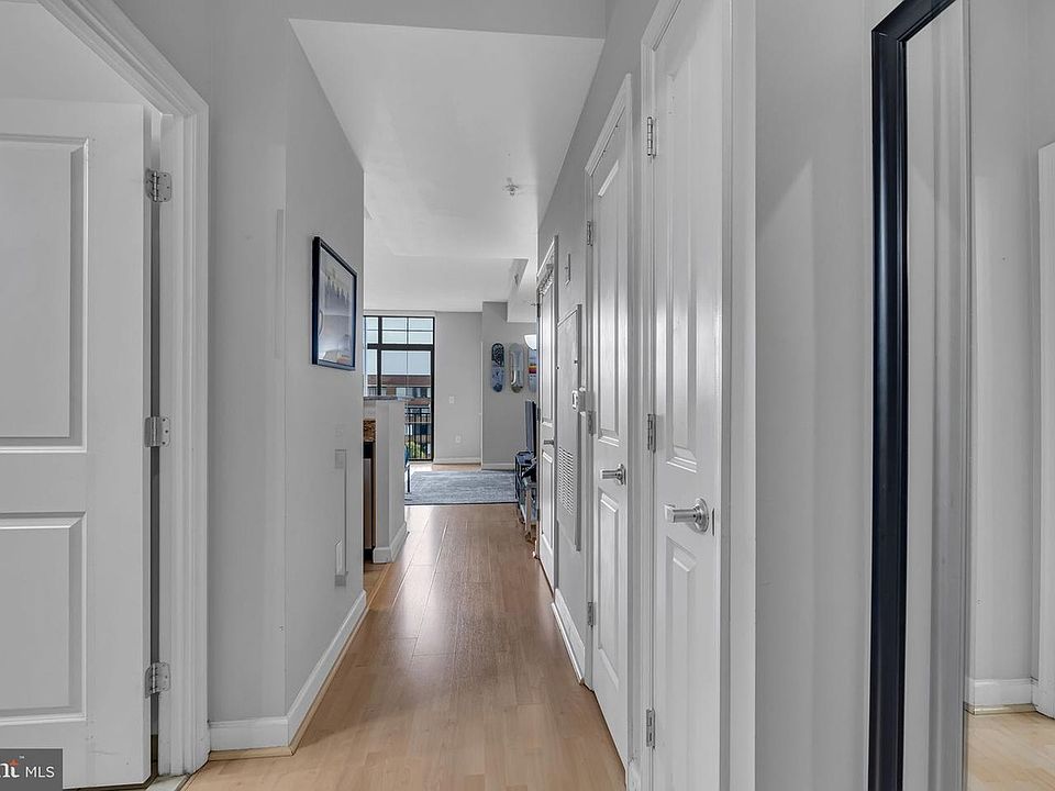 1st image of 1111 25th St NW APT 818