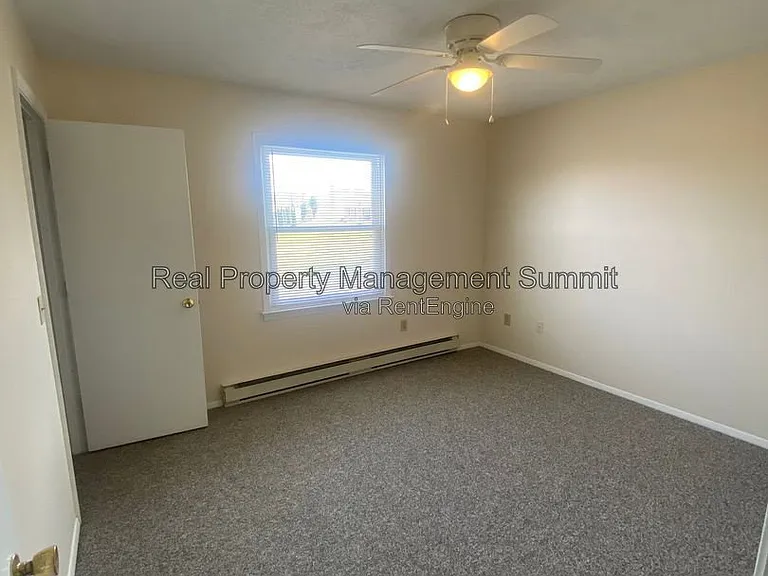 457 Steeles Fort Rd #8 — Photo 7