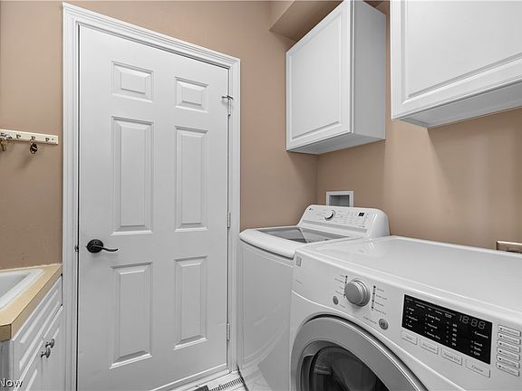 5th image of 21766 Woodfield Trl
