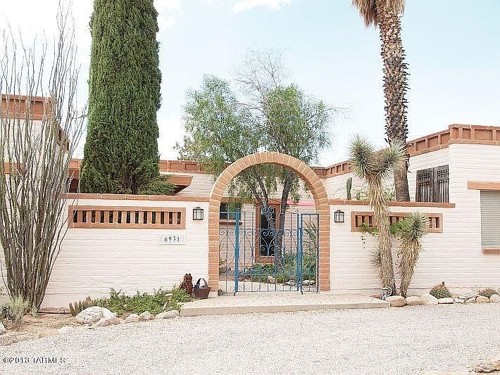 1st image of 6931 N Camino De Las Brisas