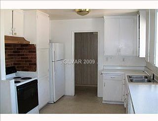 2nd image of 5109 Churchill Ave