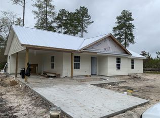 142 Best Loop Rd, Hortense, GA 31543