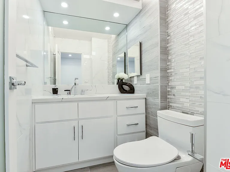 201 Ocean Ave #404P — Photo 18