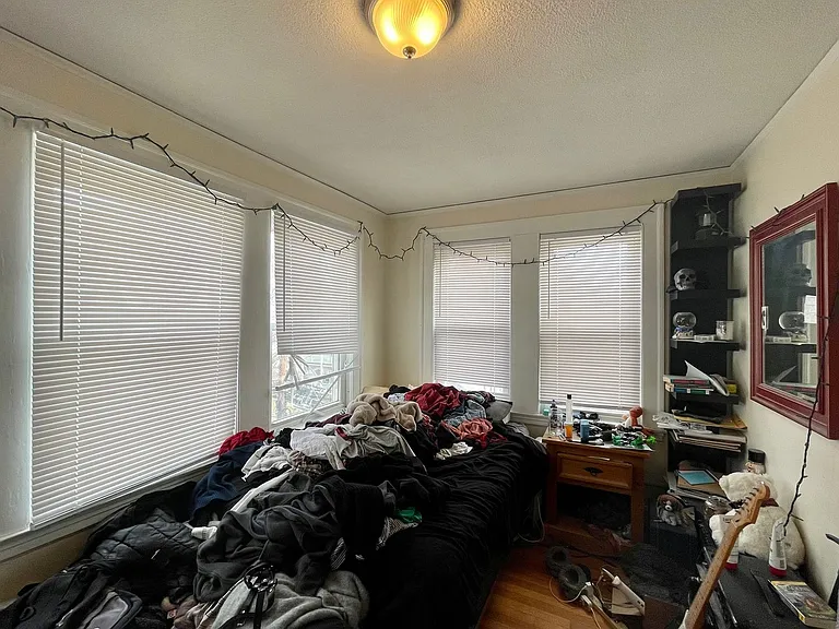 60 Brock St #3 — Photo 9