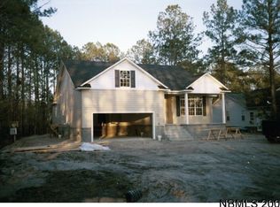 5305 Tradewinds Rd, New Bern, NC 28560