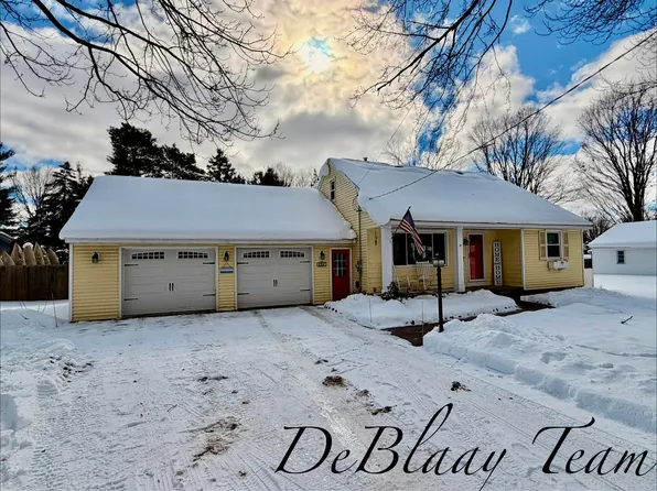 4082 Marion St, Hudsonville, MI 49426