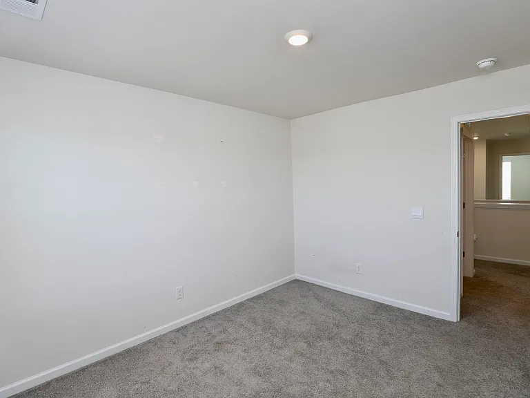 352 Sandbach Rd — Photo 37