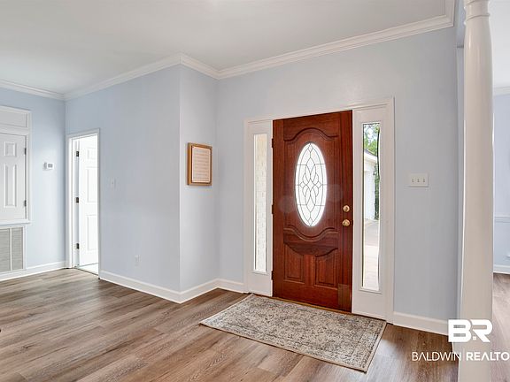 4th image of 117 Windsor Dr