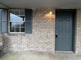 31 Hurley St APT 12, Berea, KY 40403