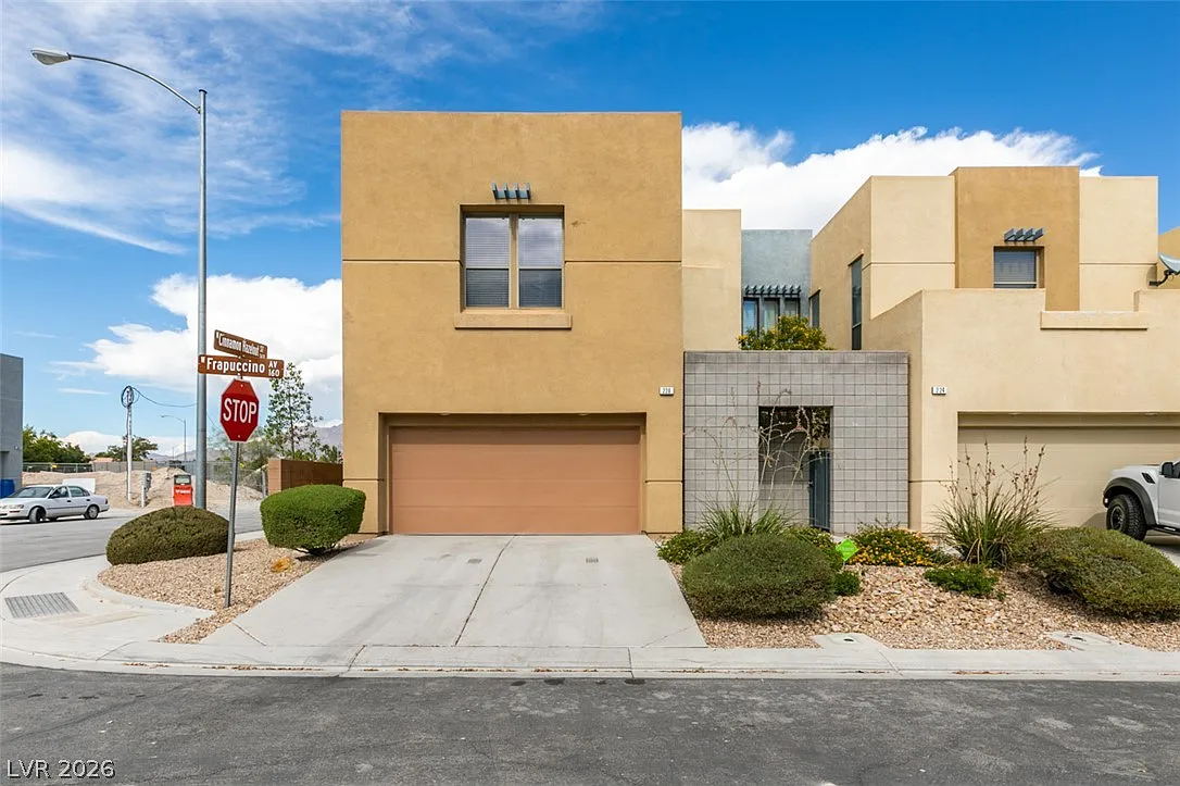 2 bed, 2.5 bath, 2298 sqft, $2,195 — Photo 1