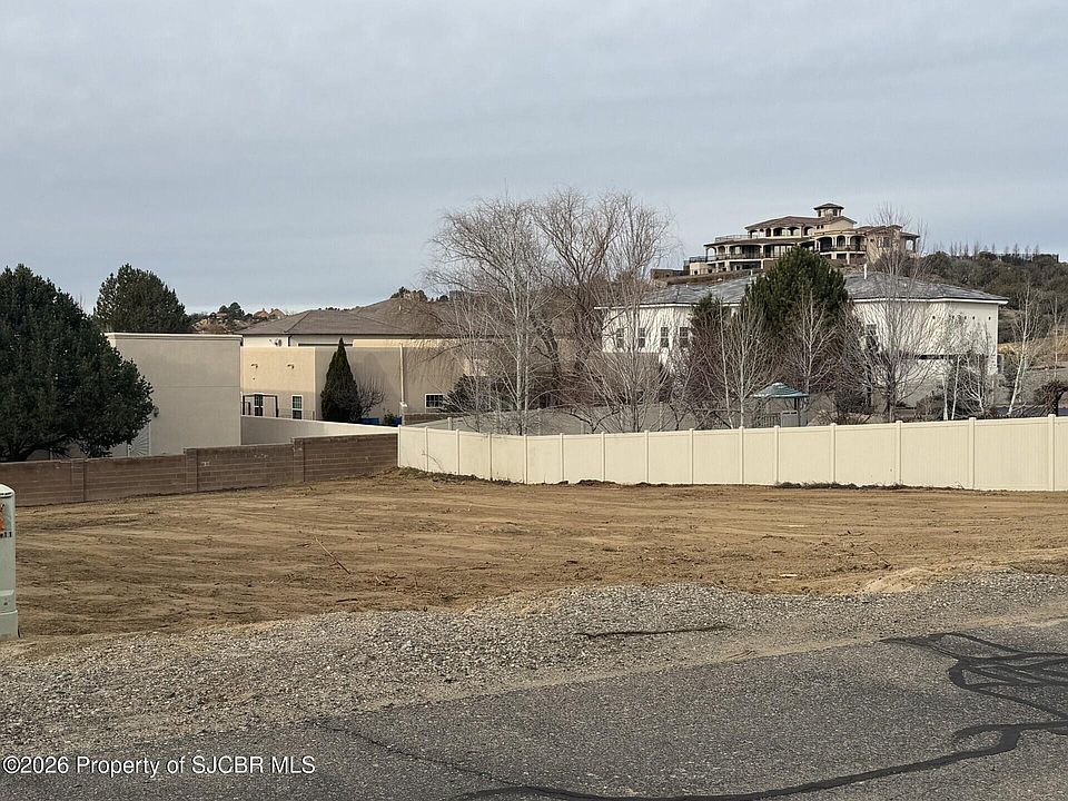1st image of 6409 Castle Rock Cir