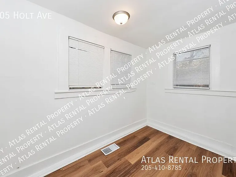 105 Holt Ave — Photo 28