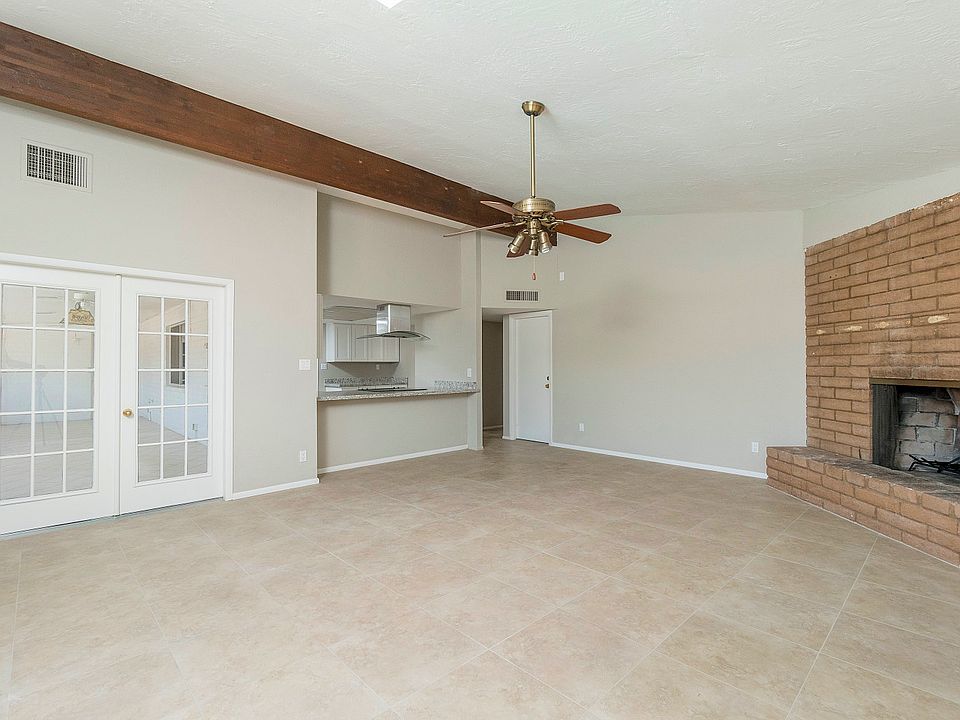 1st image of 4707 S Clark Dr