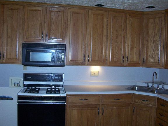 4th image of 606 Richard Dr