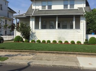 155 Beach 125 St, Rockaway Park, NY 11694