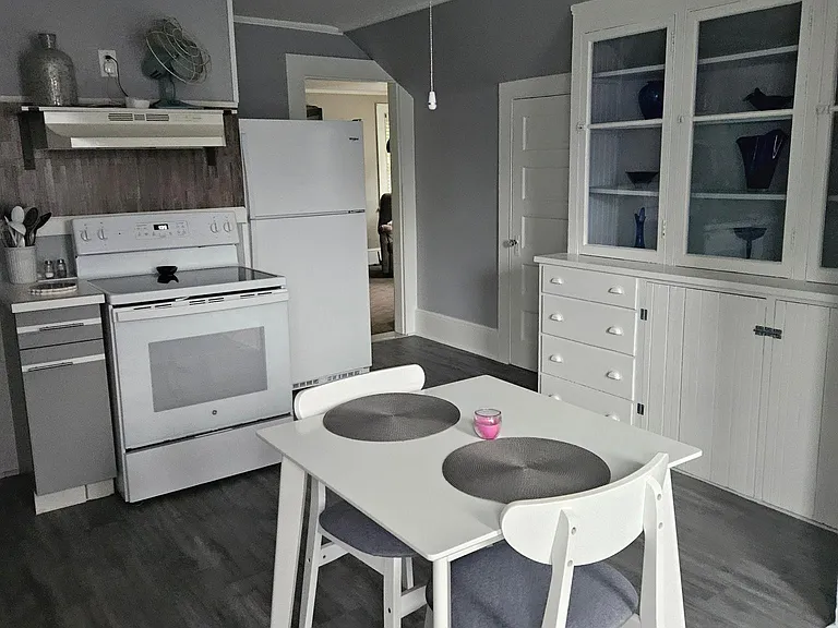 28 Wilson Dr — Photo 2