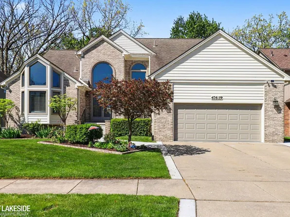 47619 Lamplighter Trl, Macomb, MI 48044