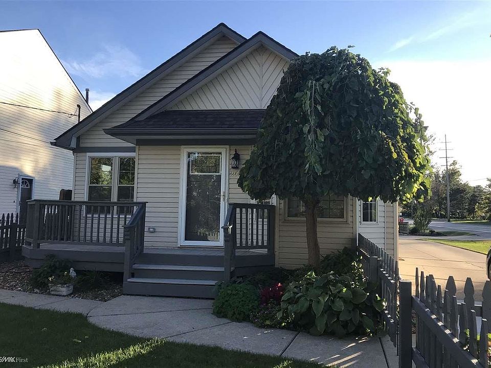 1st image of 26010 Rosalie St