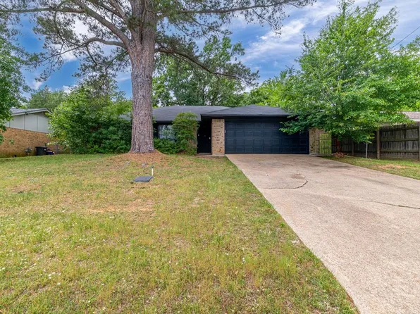 4903 Pearl St, Nacogdoches, TX 75965