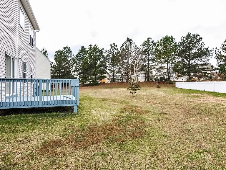 16 Hollyridge Ct — Photo 14