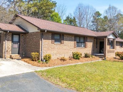 951 Page St, Mount Pleasant, NC, 28124