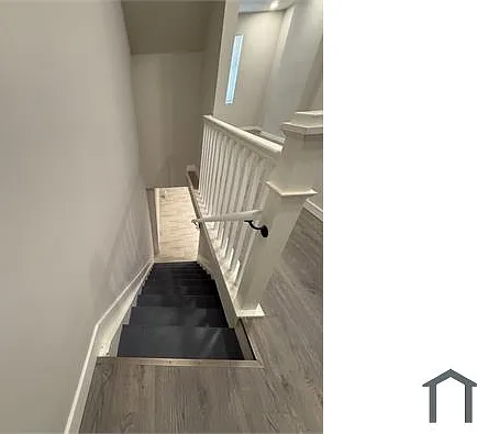 2734 W Sterner St — Photo 9