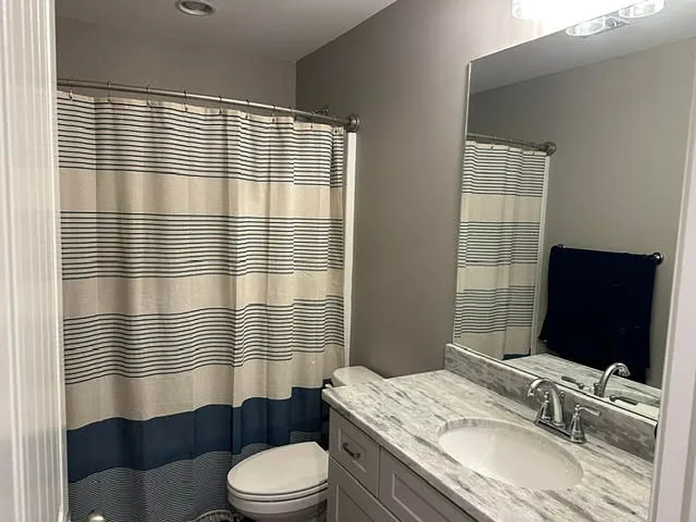 16010 Lake Hills Ln — Photo 10