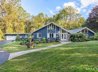 5 Mohawk Lane, Woodbridge, CT 06525