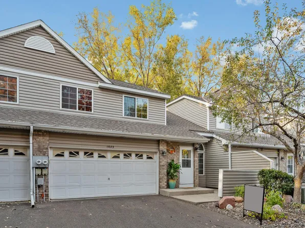 1023 Fillmore Cir NE, Fridley, MN 55432