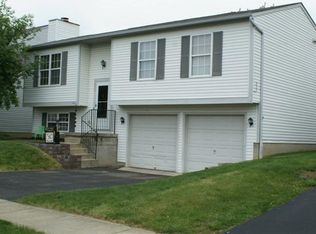926 Radbourne Dr, Columbus, OH