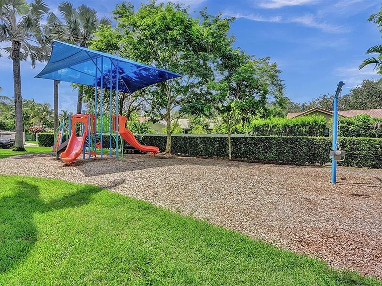 3420 Washington Ln — Photo 30