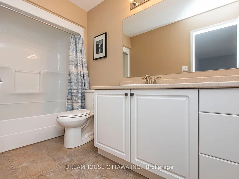 158 Patriot Pl — Photo 31