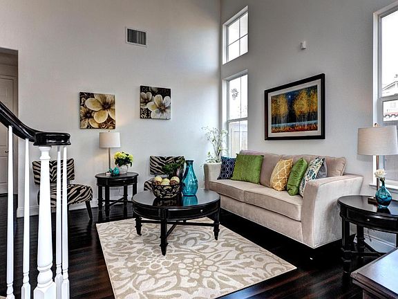 5th image of 38 Amberwood Cir