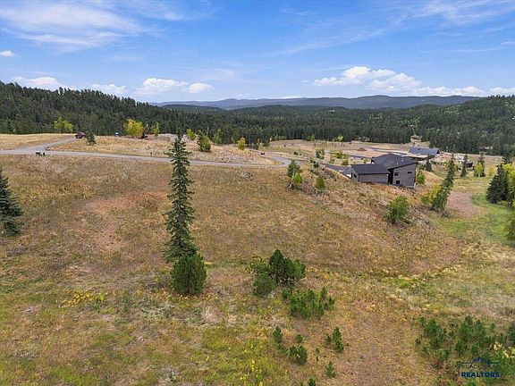 3rd image of 13 Deer Mountain Rd