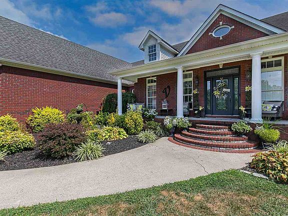 3rd image of 289 Lake Forest Dr