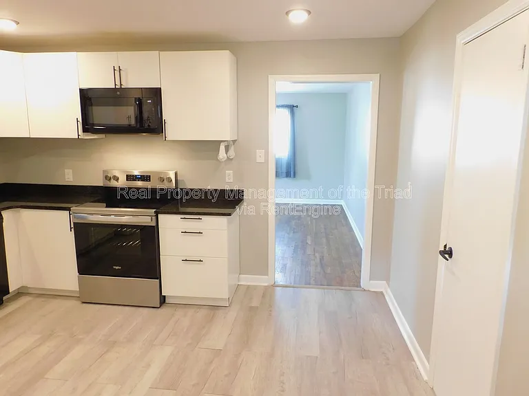 909 Tuscaloosa St — Photo 6